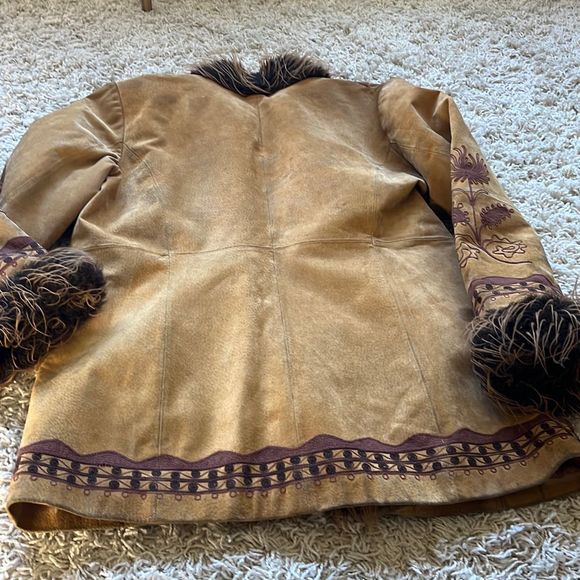 Vintage Boho Styled Leather Coat with Faux Fur trim Large - Picture 16 of 16